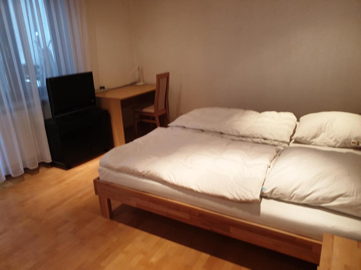 Wohnung Fuer 4 Personen, 2 Schlafzimmer, 2 Parkplaetze, Wlan Konstancja Zewnętrze zdjęcie